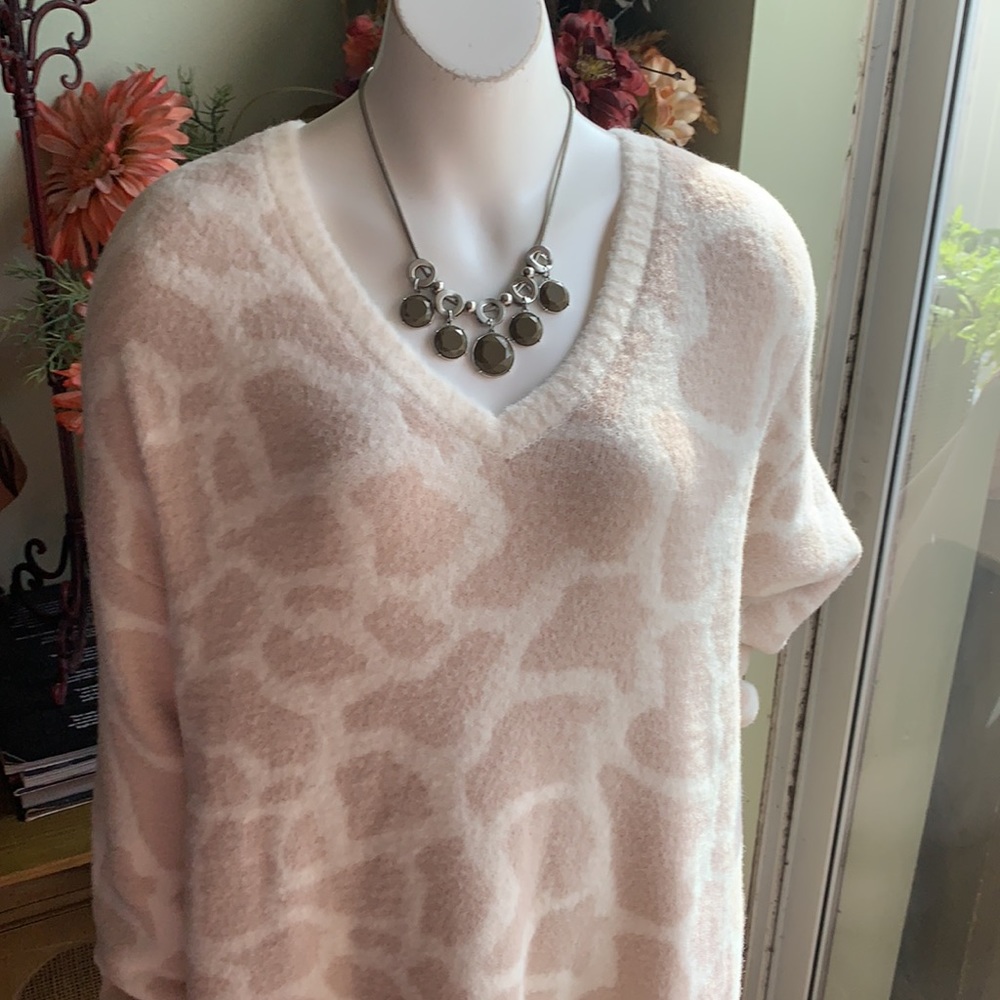 Loft Sweater - Picture 2 of 10